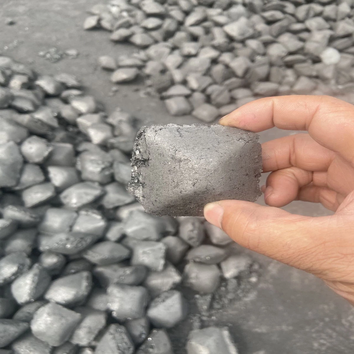 Factory Steelmaking Silicon Alloy 60 Silicon Briquette Use