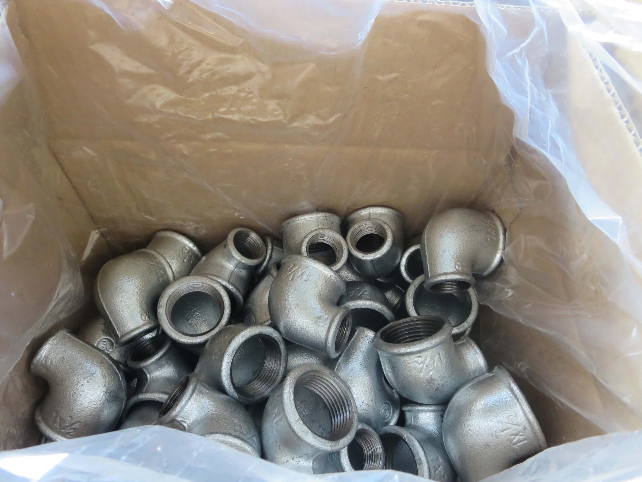 Galvanized Malleable Iron Threaded Coupling Plumbing System Water Gas Oil Pipe Fittings