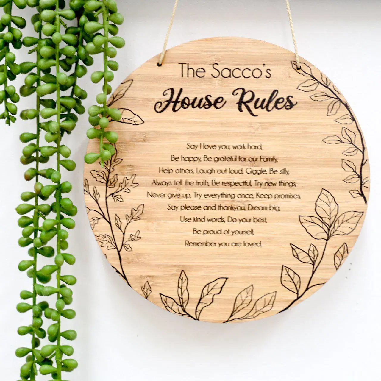 Factory Direct Durable Hand Made Custom Design Bamboo Plaque Wholesale/Supplier