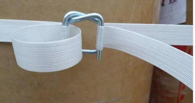 "M"Type High Strength Steel Wire Buckle Fxp-W40