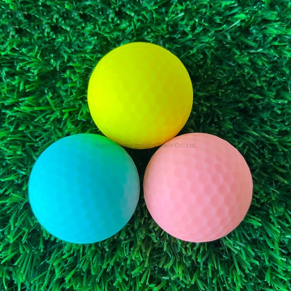 Soft de larga distancia biodegradables pelotas de golf mate colorida pelota de golf