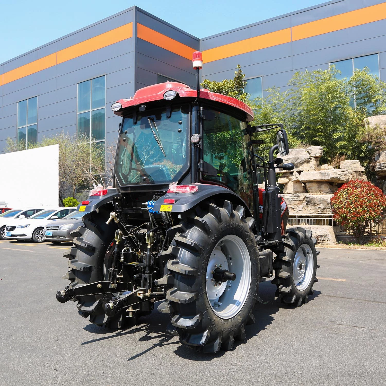 4X4 chinois mini tracteur tracteur de ferme à l'Agriculture de mettre en oeuvre pour l'Asie