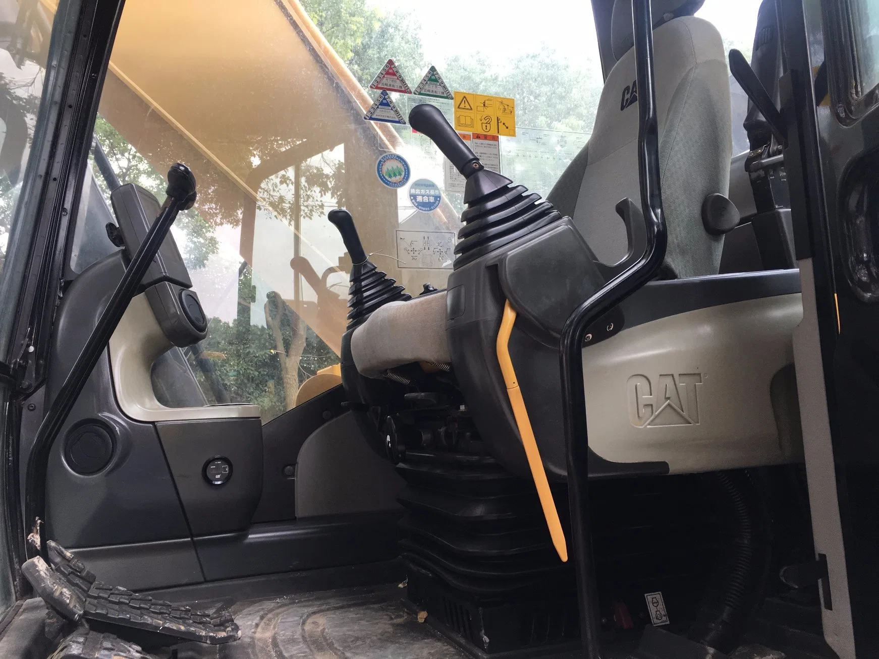 Caterpillar de haute qualité japonais excavateur 325D usagé avec de bons prix de vente