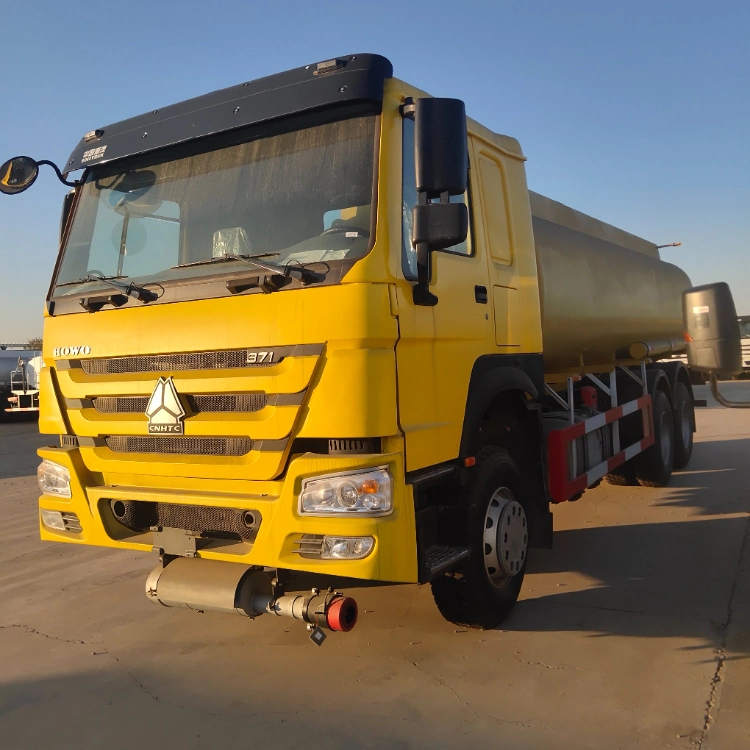 Marcas chinas Sinotruk HOWO 6X4 371CV el depósito de aceite del depósito de combustible de la carretilla elevadora 20000L para la venta