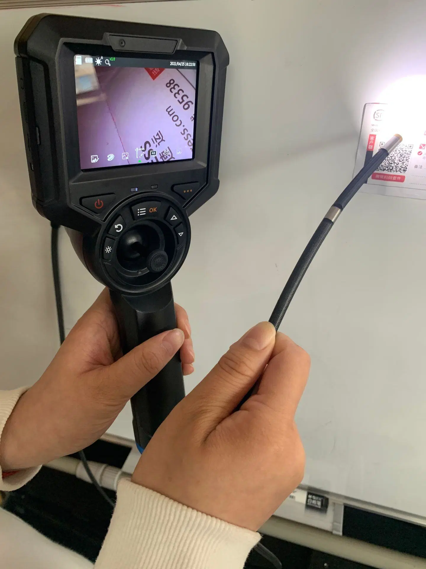 Handheld Industry Video Inspection Endoscope with 3.5&prime; &prime; LCD Display 6.0mm Camera Lens Diameter 1.0m Testing Cable Length