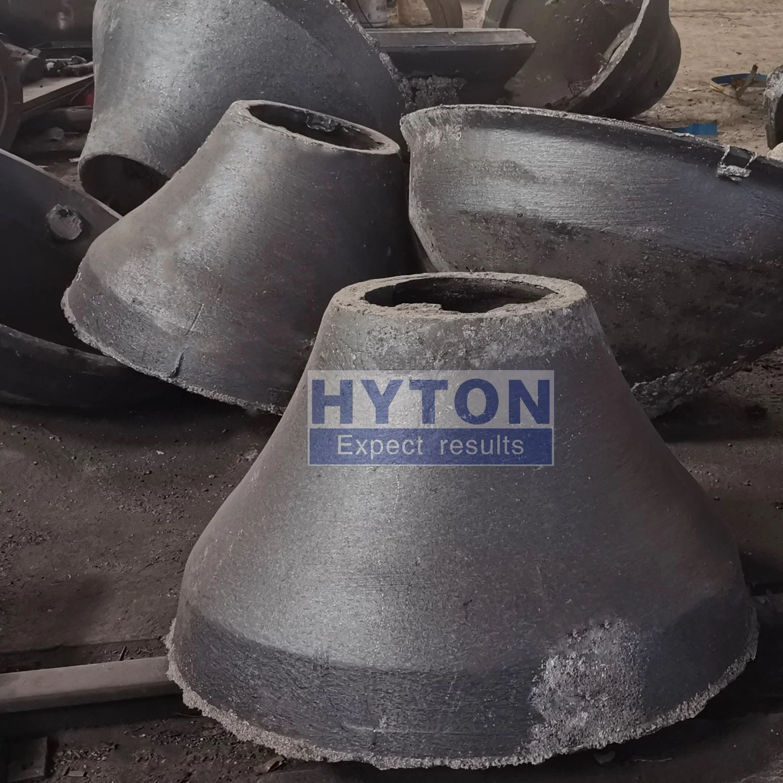 Piezas de desgaste de la máquina de minería Mantel Concave Bowl Liner Casting Suit CH440 CS440 H4800 S4800 Crusher Cono