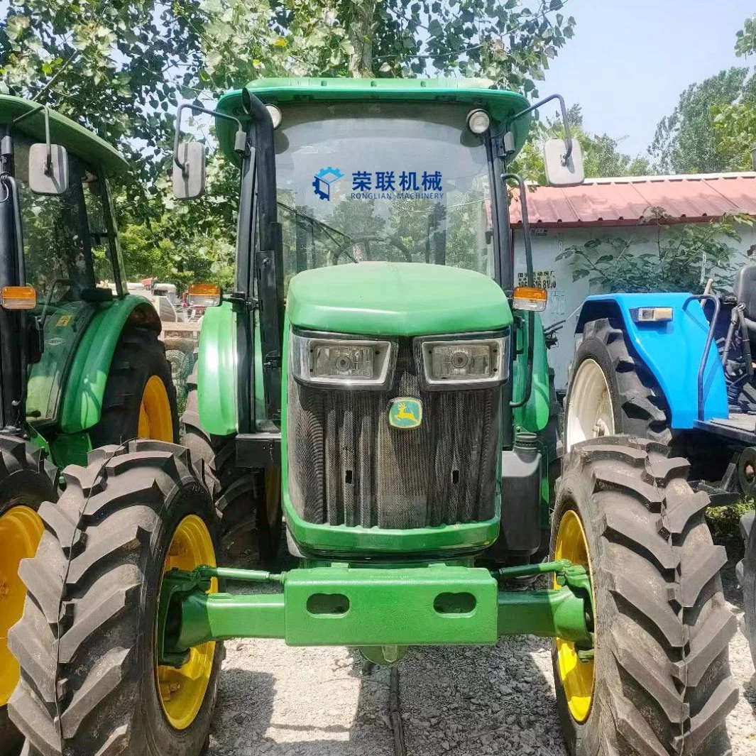 Deere 95HP 4X4 Tracteur à roues pour machines agricoles avec pneus spéciaux utilisé pour la pelouse.