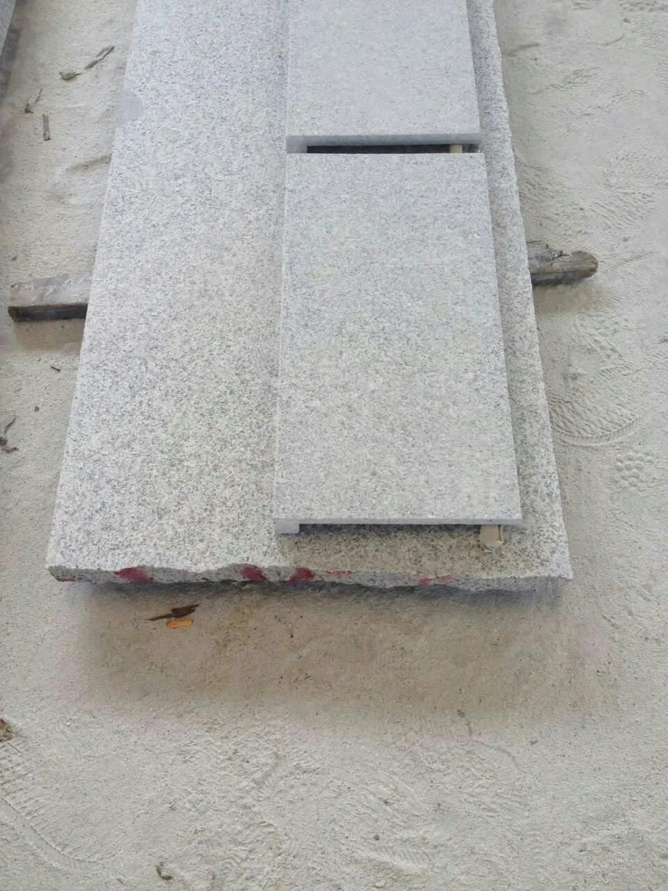 Customized Cheap Chinese G603 Granite Tile Flamed for Paving and Stairs