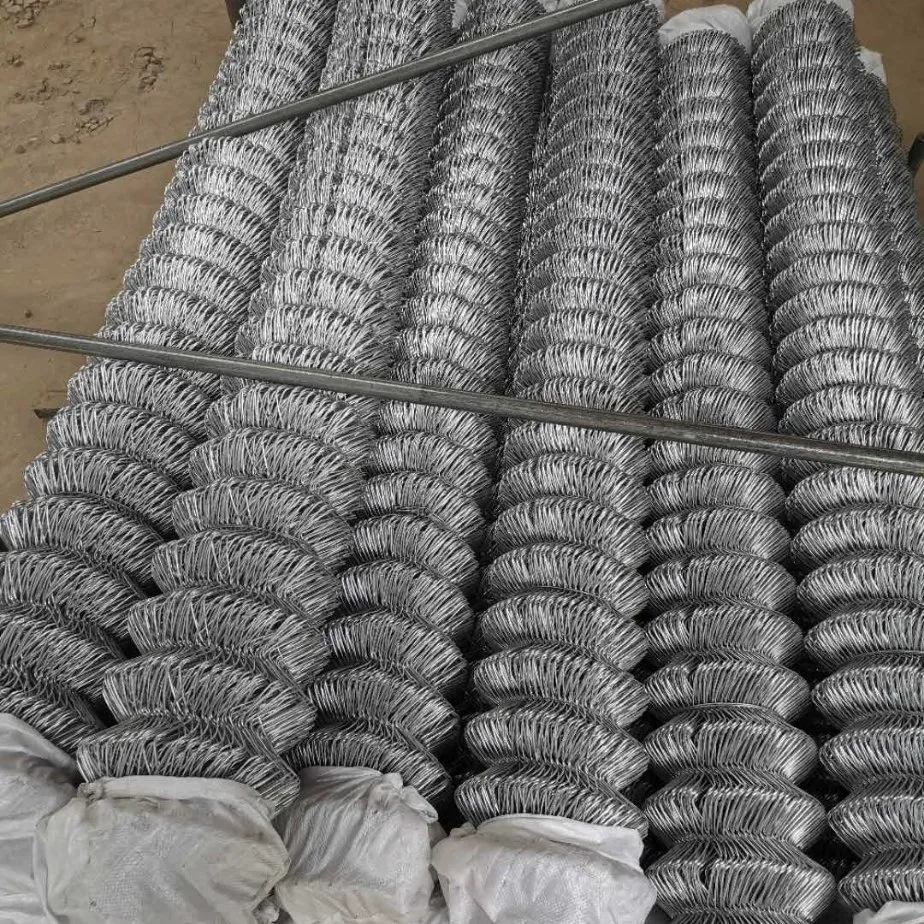 Chain Link Fence Hot DIP Galvanized Zinc Coated 6FT 8FT 25m Roll