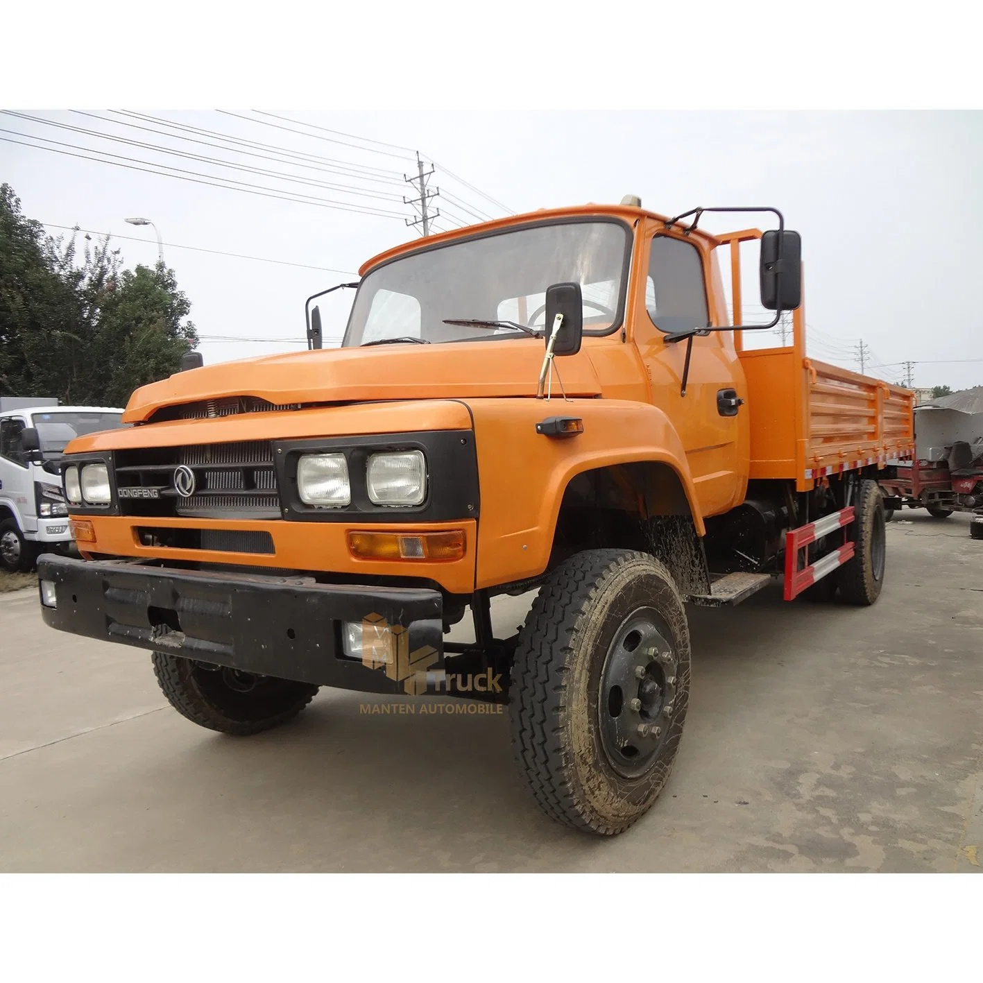 4WD de Dongfeng diesel de 5 toneladas de chasis de camión 4X4 Camiones Camiones camiones de carga para la venta