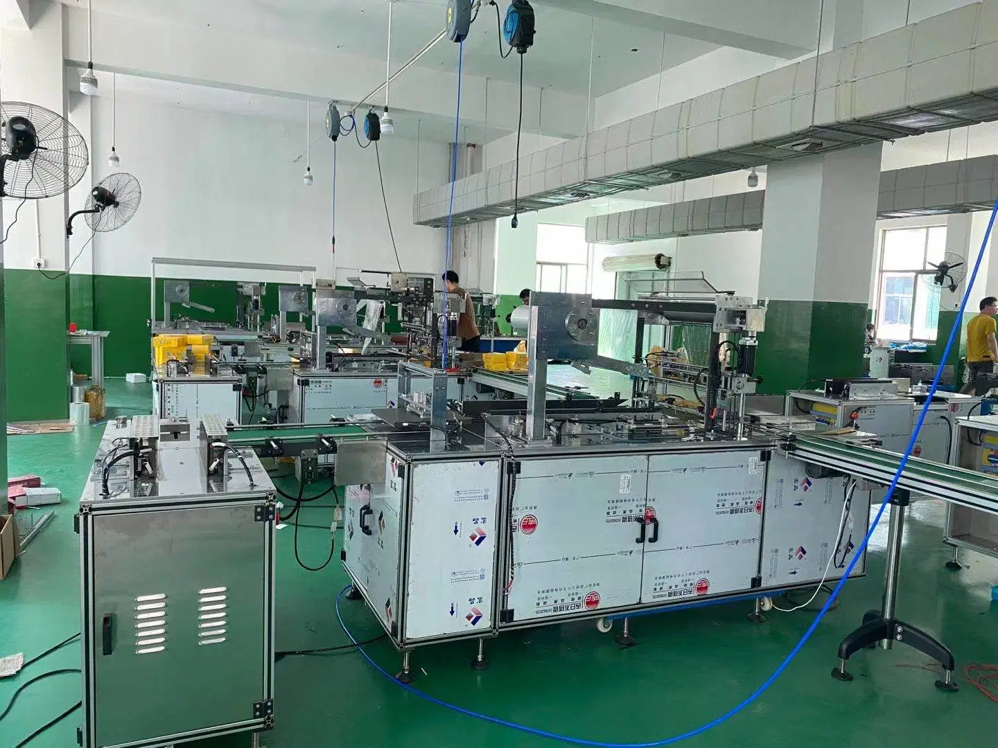 Automatic Packing Cellophane Food Packaging Machine with Condoms and Cigarettes Box