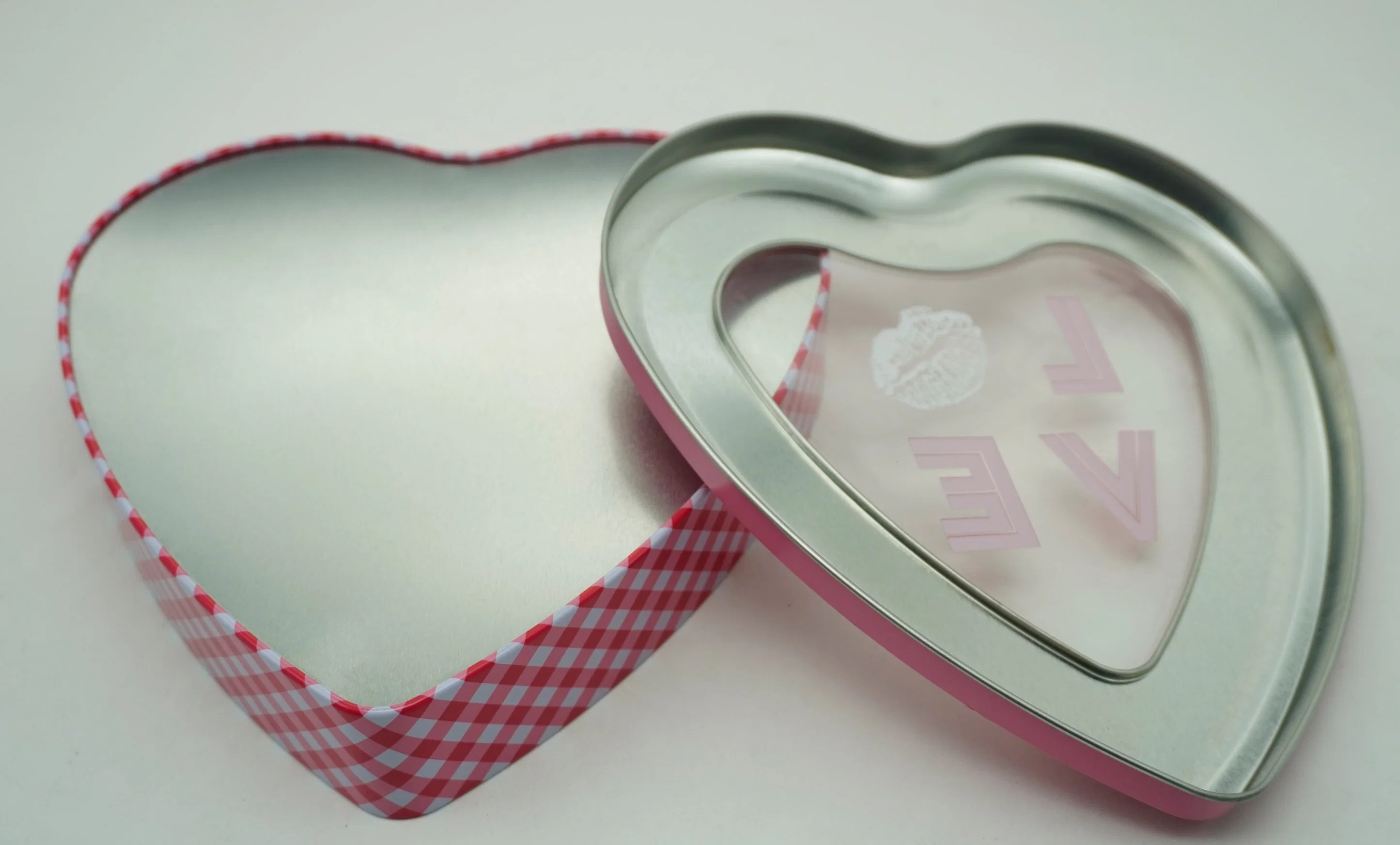 Rosa Customized Muster unregelmäßig herzförmig mit PVC-Fenster Geschenk Schokolade Süßigkeiten Cookies Valentinstag Weihnachten Dose Dose Dose Dose Dose Dose