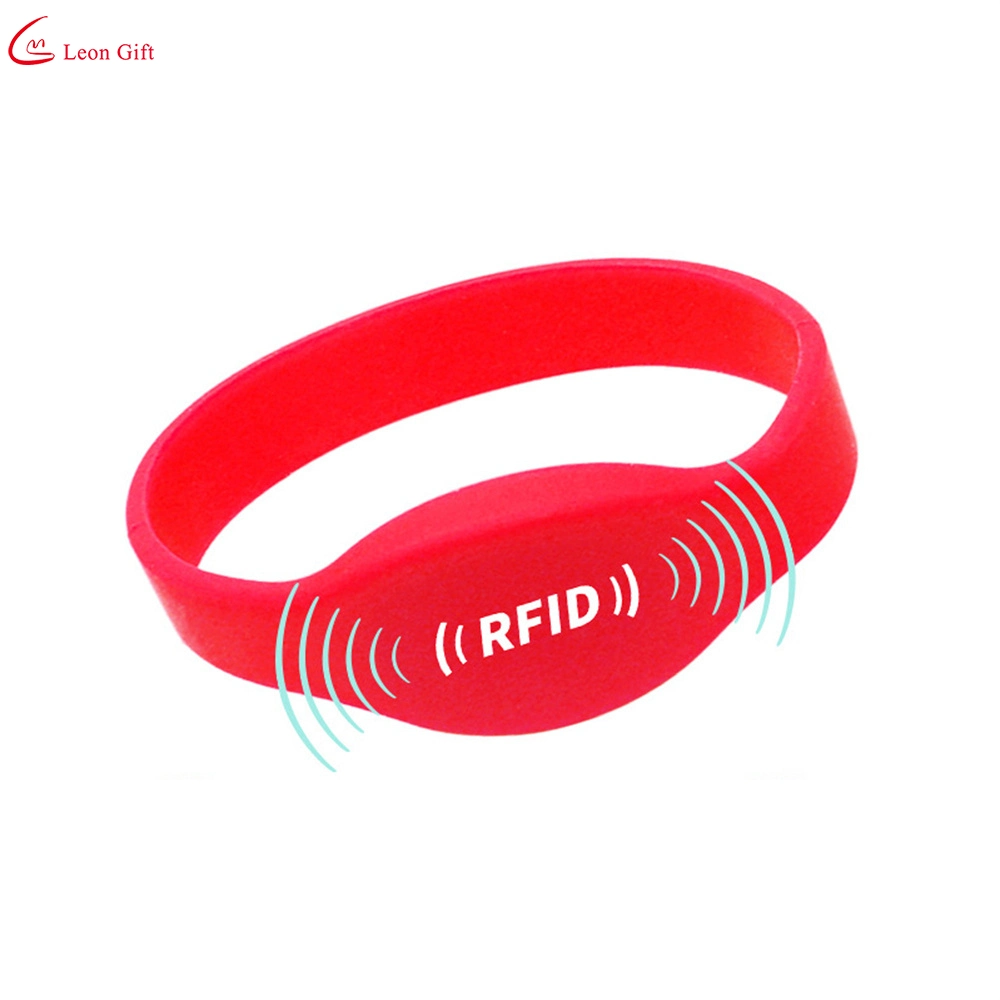 Waterproof NFC Adjustable Silicone RFID Wristband Elastic Embossed Barcode Chip PVC Watch Silicone RFID Wristband