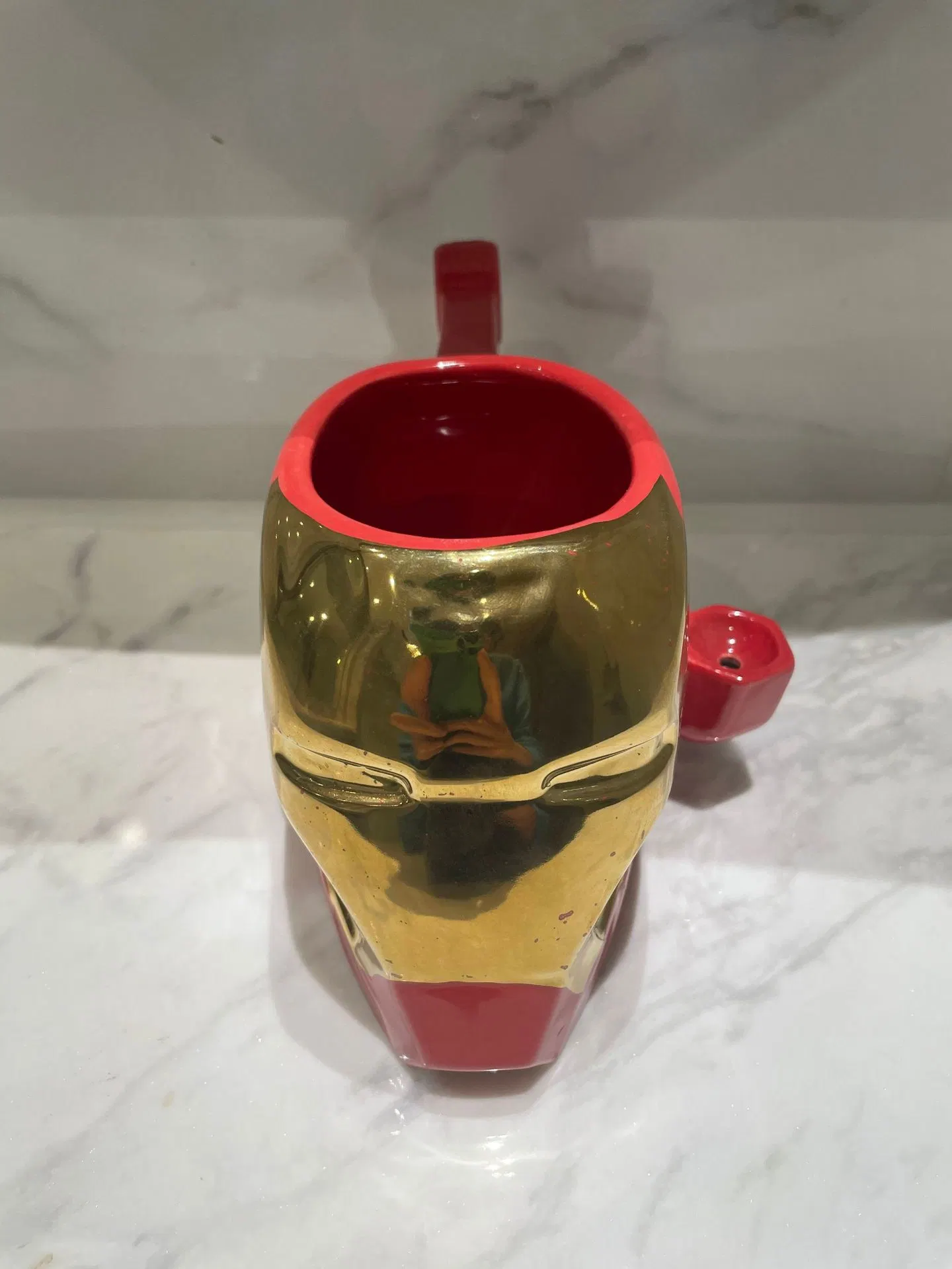 Creative Ceramic Mark Coffee Smoking Cup Mug 3D Iron Man Ceramic Pipe Hookah Cup Custom