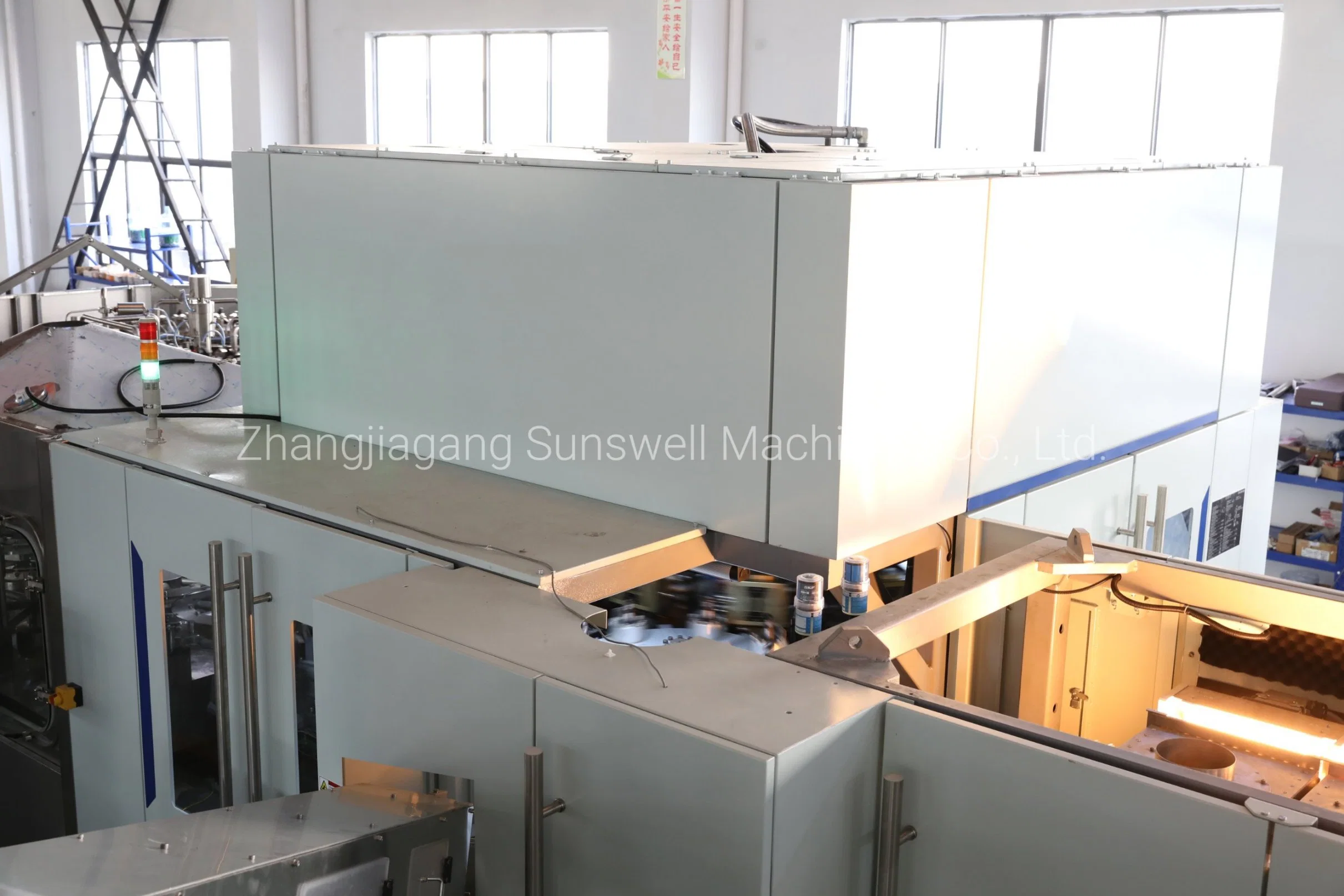 Sunwell Full Automatic Liquid Beverage Blowing Filling Capping Bottling Machine