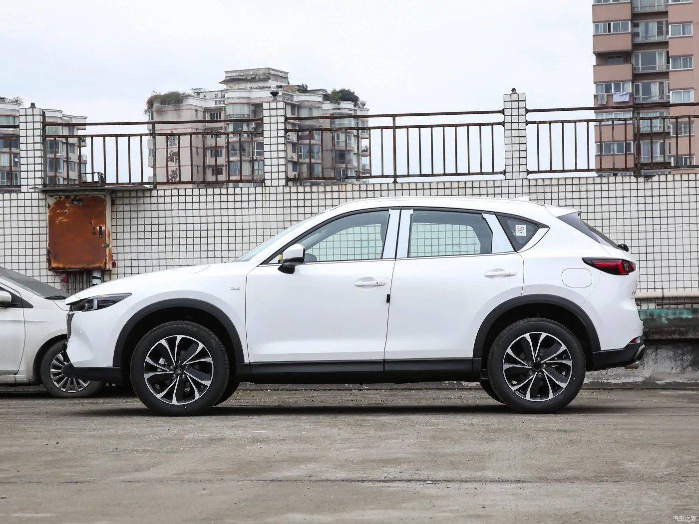 Mazda CX-5 China coche eléctrico de alta calidad para la venta en 2023 La timidez