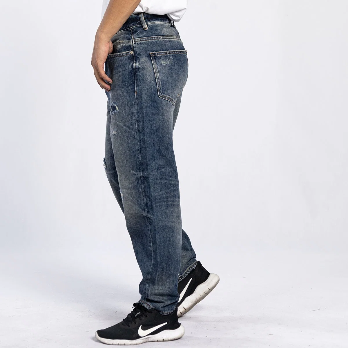 Estilo europeo personalizado Azul claro lavado High Street Patch rasgado Jeans denim para hombre