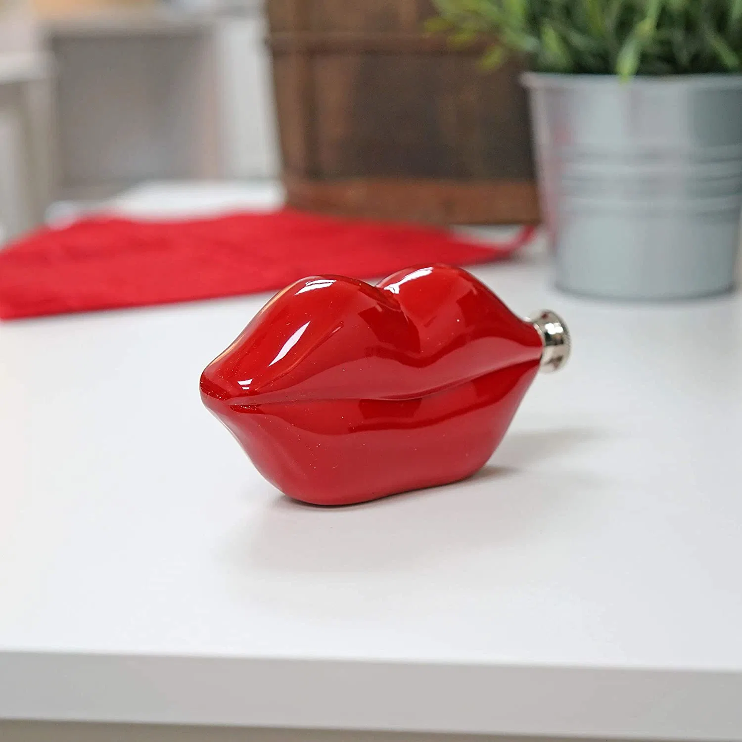 6 Oz Red Lips Pocket Portable Wholesale/Supplier Stainless Steel Leakproof Hip Flask