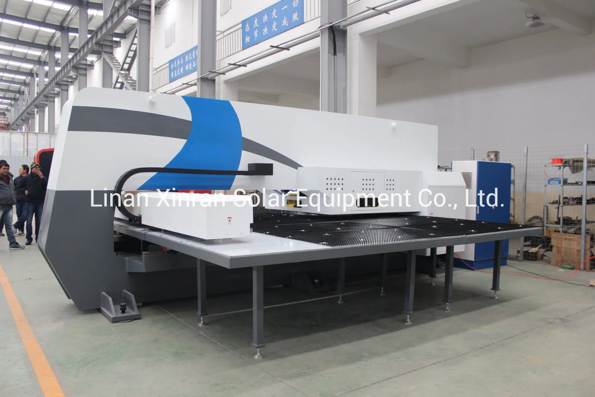 Closed Type Servo CNC Turret Punching Machine