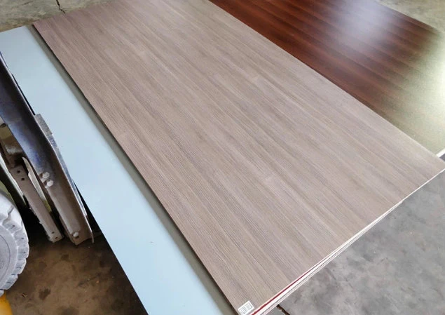 16mm/18mm Embossed Melamine White Pure Plywood Board for Africa Furniture