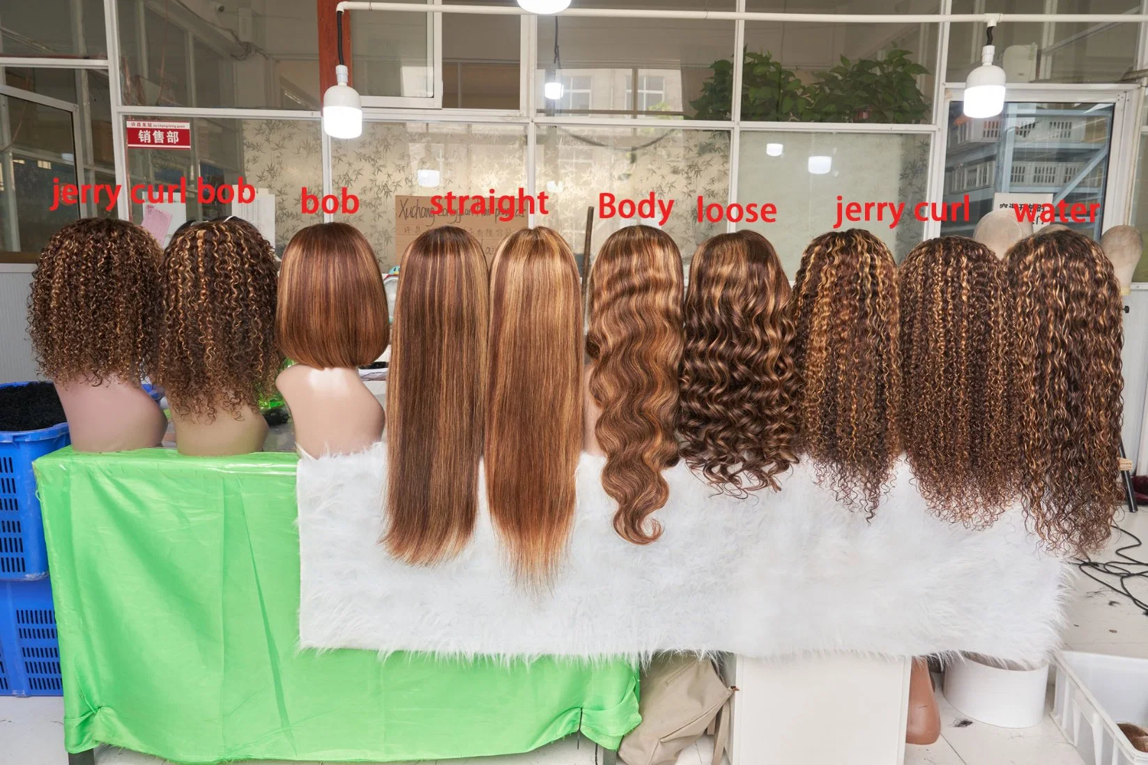 Destaques de fábrica em Atacado P4/27 cabelos crus brasileiros Wig Jerry Curl Wig Hair humano transparente 13X4 suíço para Mulheres pretas