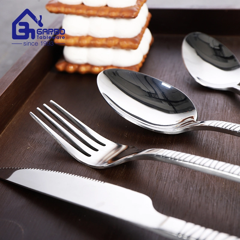 Promotion Stock 24PCS Cheap Flatware Set Ss410 Designed Handle Dinner Cutlery Sets for Home