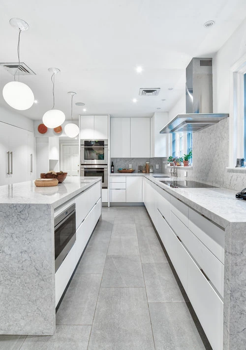 Mobiliário doméstico Design minimalista estilo moderno armário de cozinha de verniz branco