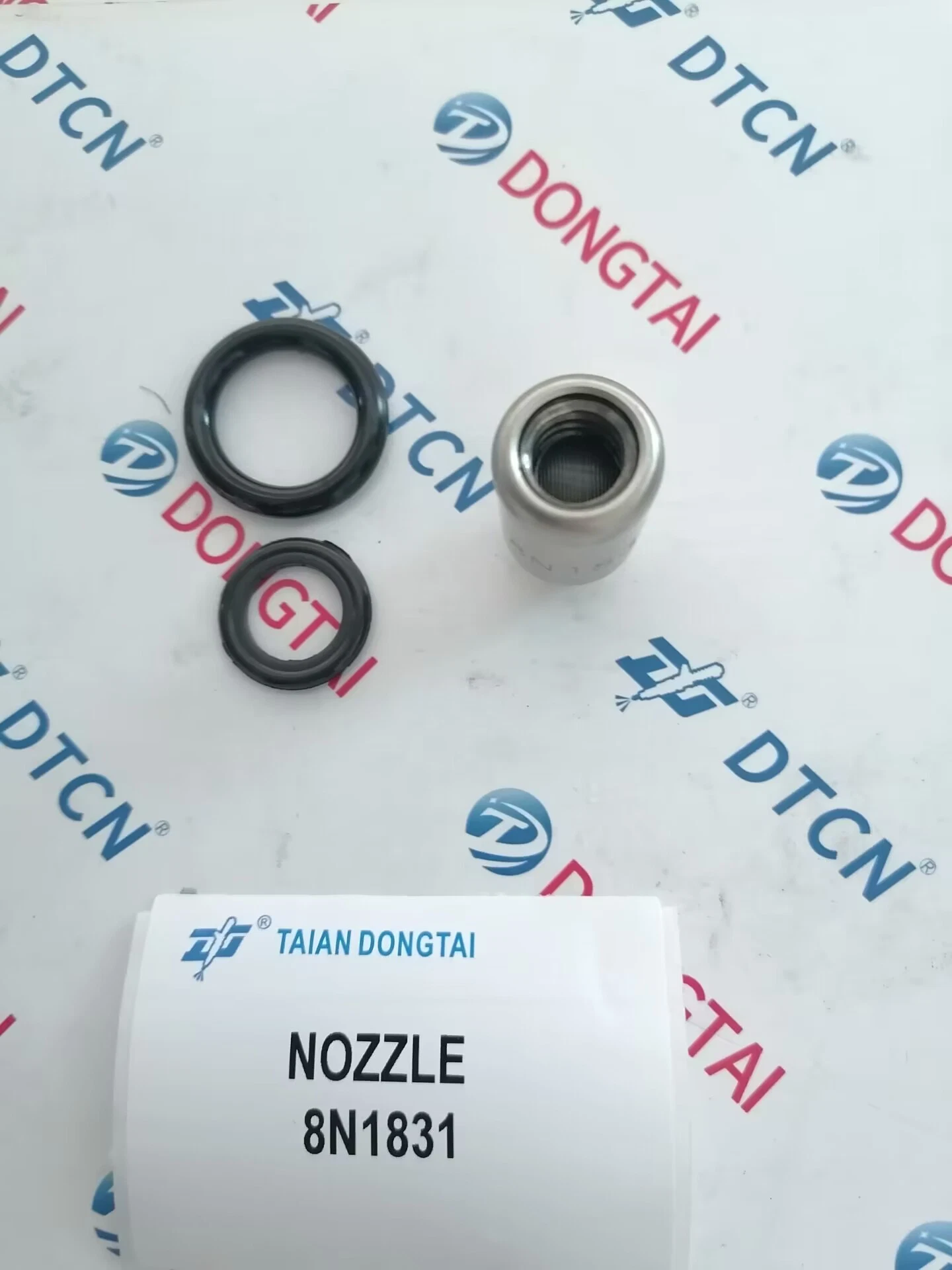 Fuel Injector Nozzle 8n1831 for Engine D342t D353 Parts