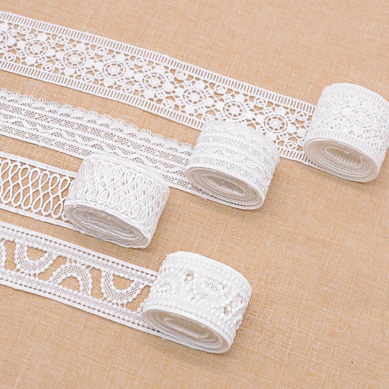 OEM Hot Sale Luxury White Cotton Polyester Embroidery Border Laces Trim for Decoration