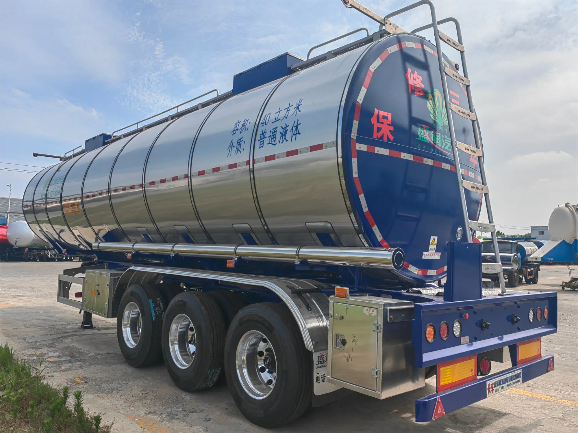 New 2/3/4 Axles 40000 42000 45000 Liters 40 45cbm Diesel Aluminum Carbon Steel Fuel Tanker/ Oil Tank / Semi Trailer Price for Sale