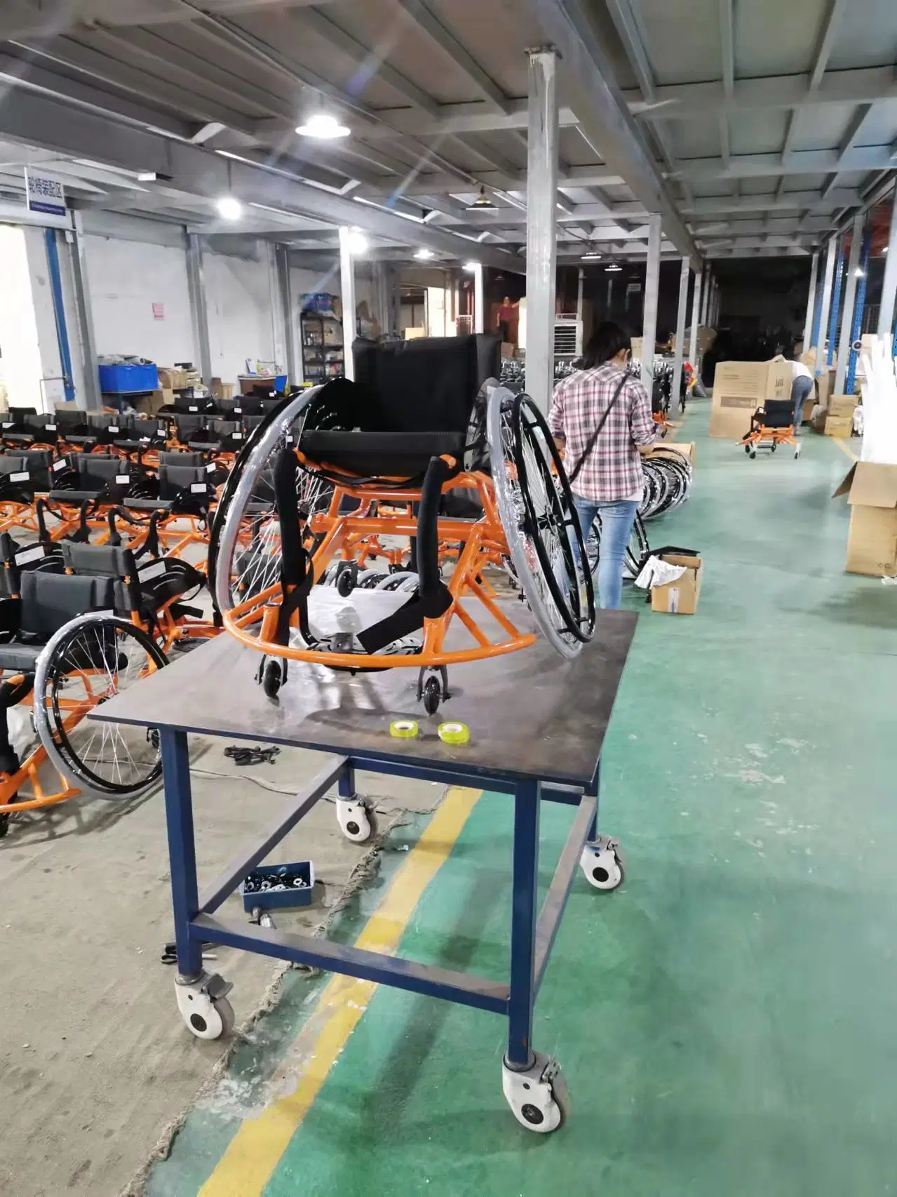 Customized Leisure Sports Topmedi Aluminum Alumium Basketball Center Wheelchairs Folding Sport Wheelchair Manufacture