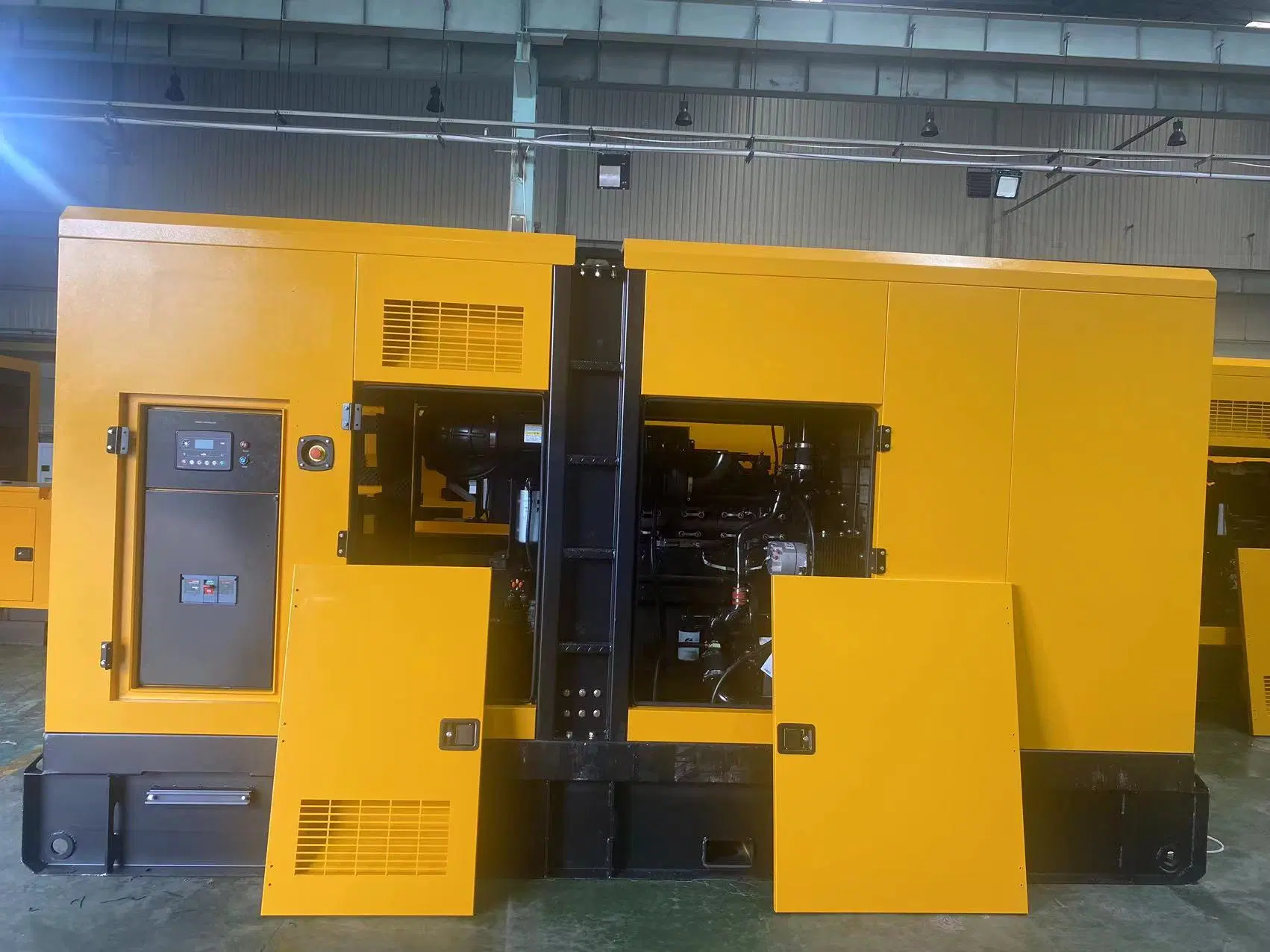 650 kVA Heavy Duty Silent Type Soundproof Genset Generator Industrial Mine Diesel Generator