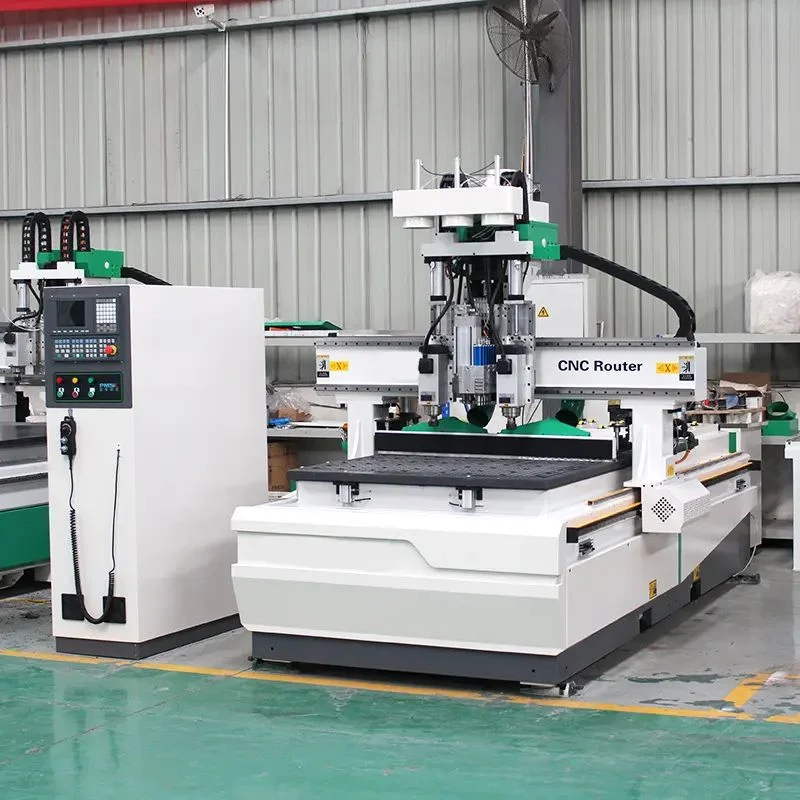 Eje 4 Carpintería Atc Cambiador automático de máquina CNC Router CNC 3 ejes.