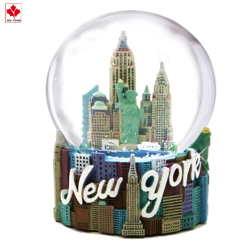 Custom Resin 65 mm New York City Snow Globe