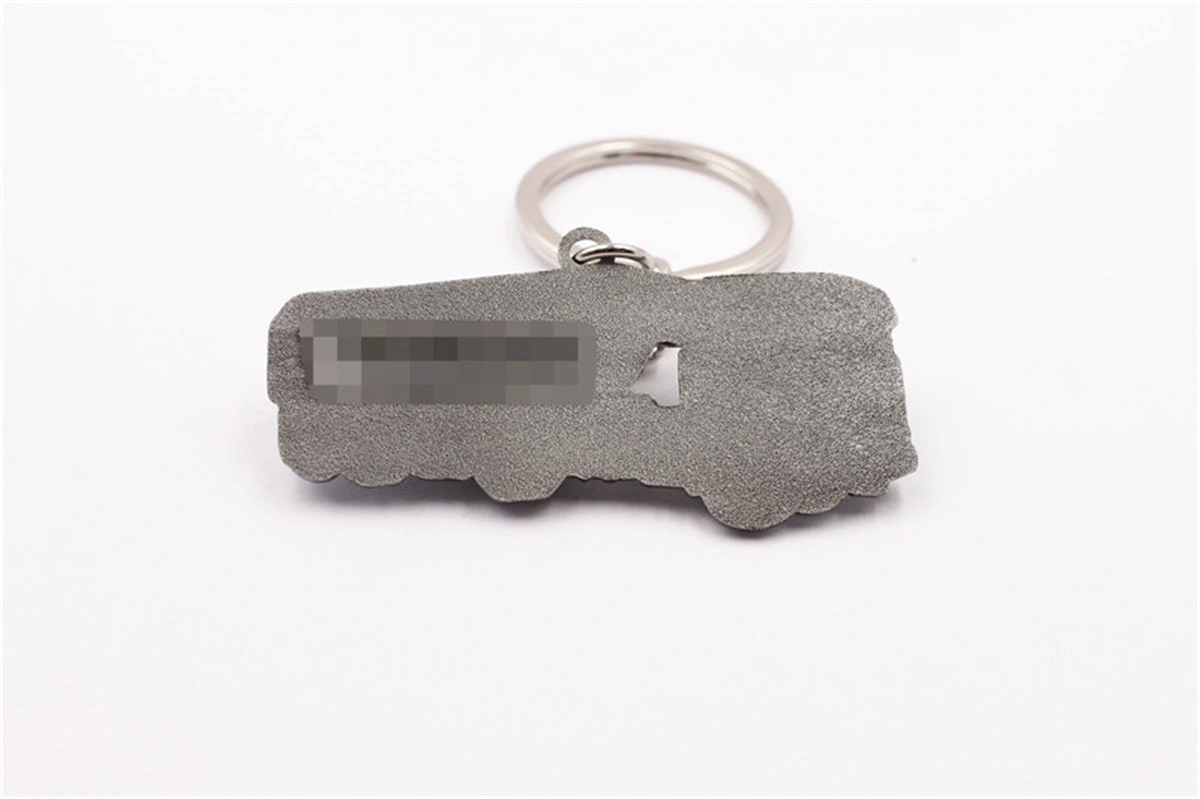 New 2D Semi Trailer Truck Freight Liner Lorry Car Keychain Enamel