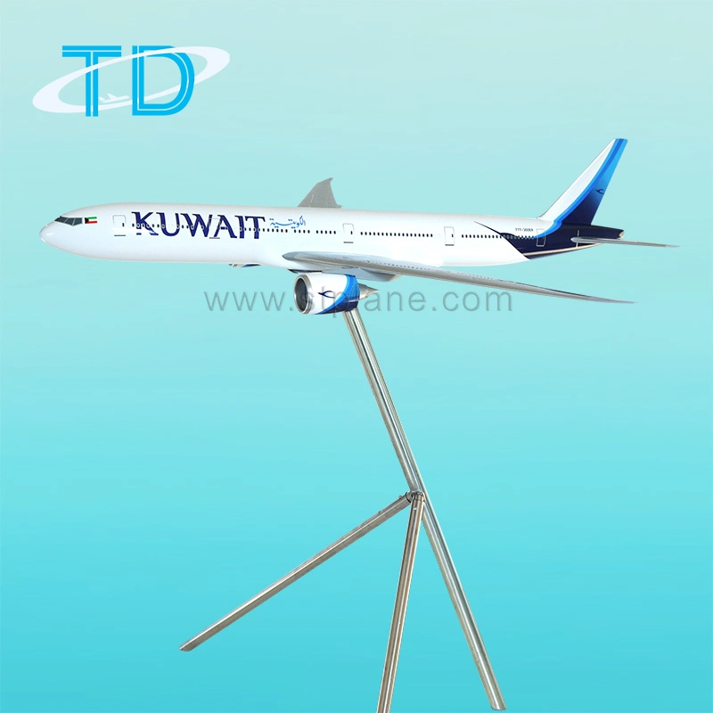 &#160; Big Scale Model Airplane&#160; B777-300 Resin Model 120cm Kuwait