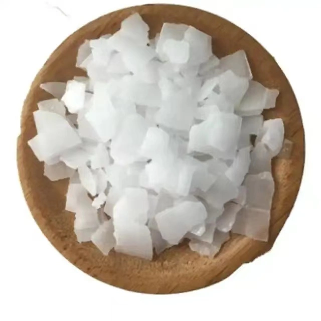 Supply Caustic Soda with Pearl & Flakes with The Lowest Price