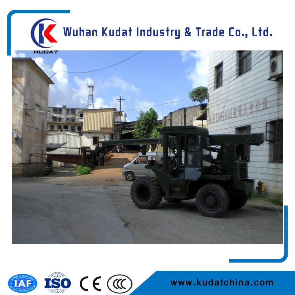 4ton Hydraulic Telescopic Forklift with Mutifuctional Equipments Scz40-4