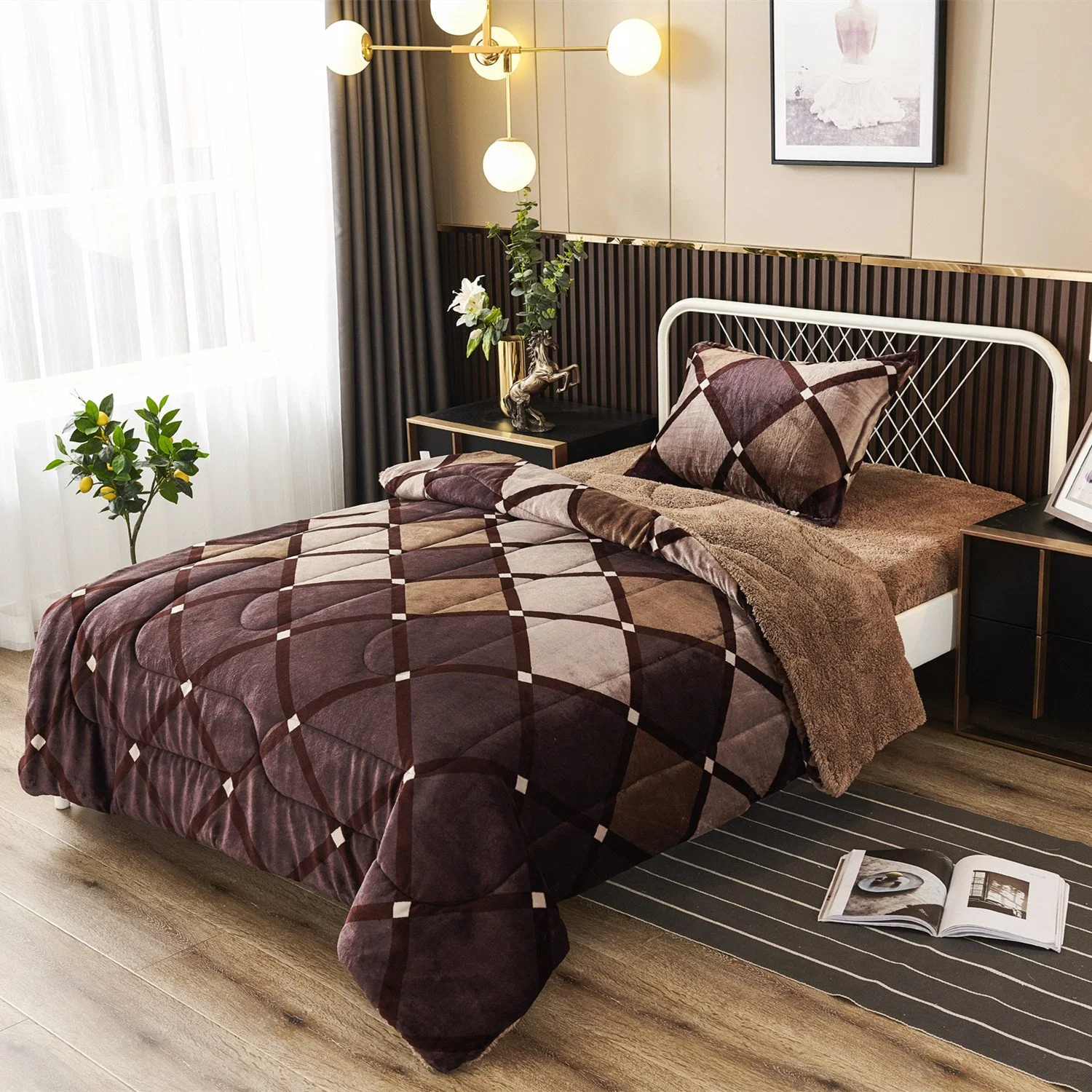 Polyester Bedding Set Printed Flannel Comforter Set