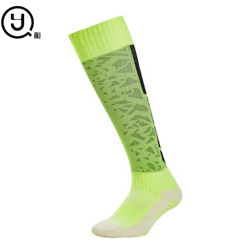 Sporty Anti Slip Soccer Athletic Socks Custom Logo Silicone Gel Football Soccer Socksready to Ship