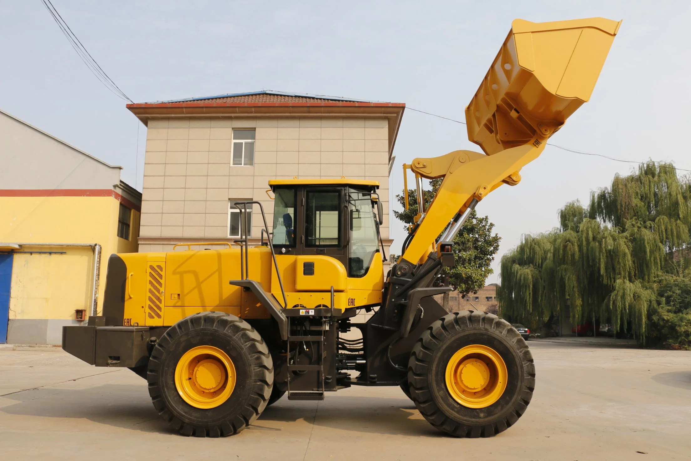 Sdlg Design Lq956 Wheel Loader with Front Shovel 3 Cbm&Steyr Engine&Shangchai&5000 Rated Load&Wet Axle&Rock Clamp&Rear Ripper&Sawing Machine