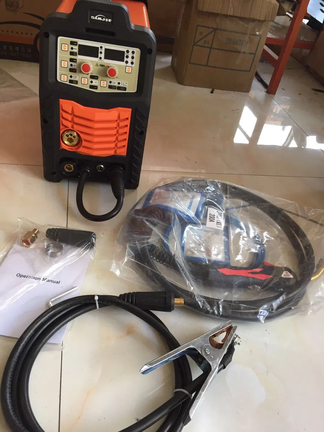 Synergic Double Pulse MIG Welder Hotsale Digital Gas Shielded Welding Machine MIG-200gd