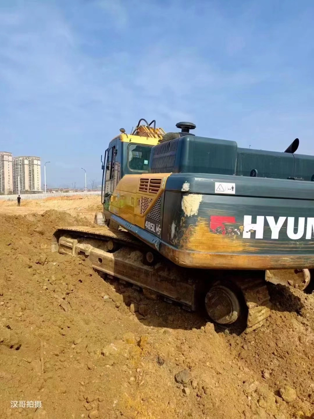 Second-Hand Hyundai 220-9 Excavators Heavy Machinery Hyundai 485 Crawler Earth-Moving Equipment Excavator Good Quality