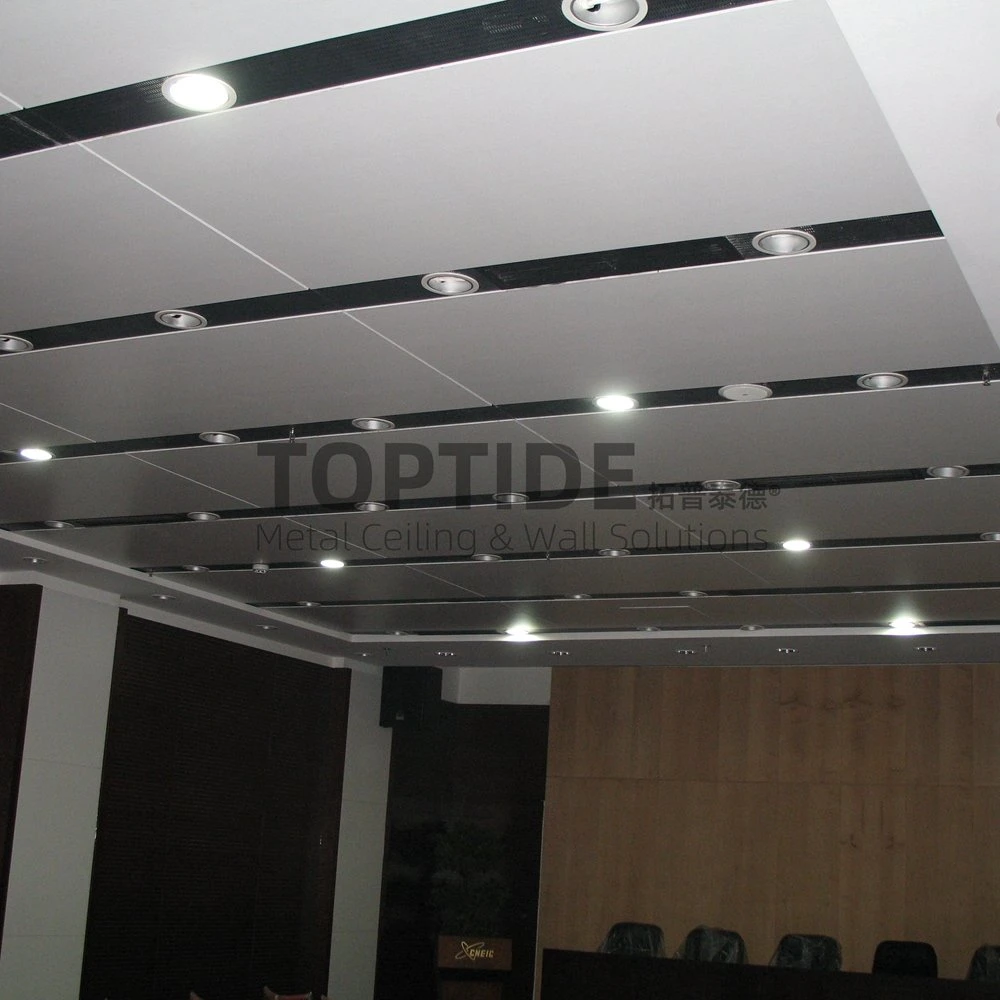 Detachable Aluminium Windproof Suspended Metal Panel Decorative Square Drop Ceiling 600 X 600