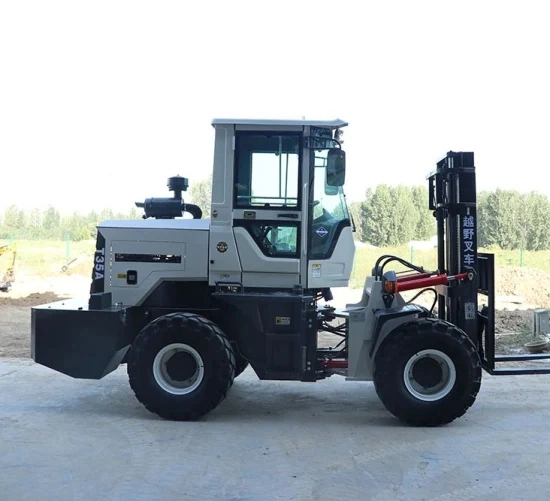 4 Ton Outdoor Used Rough Terrain Forklift Truck with Saet Cover