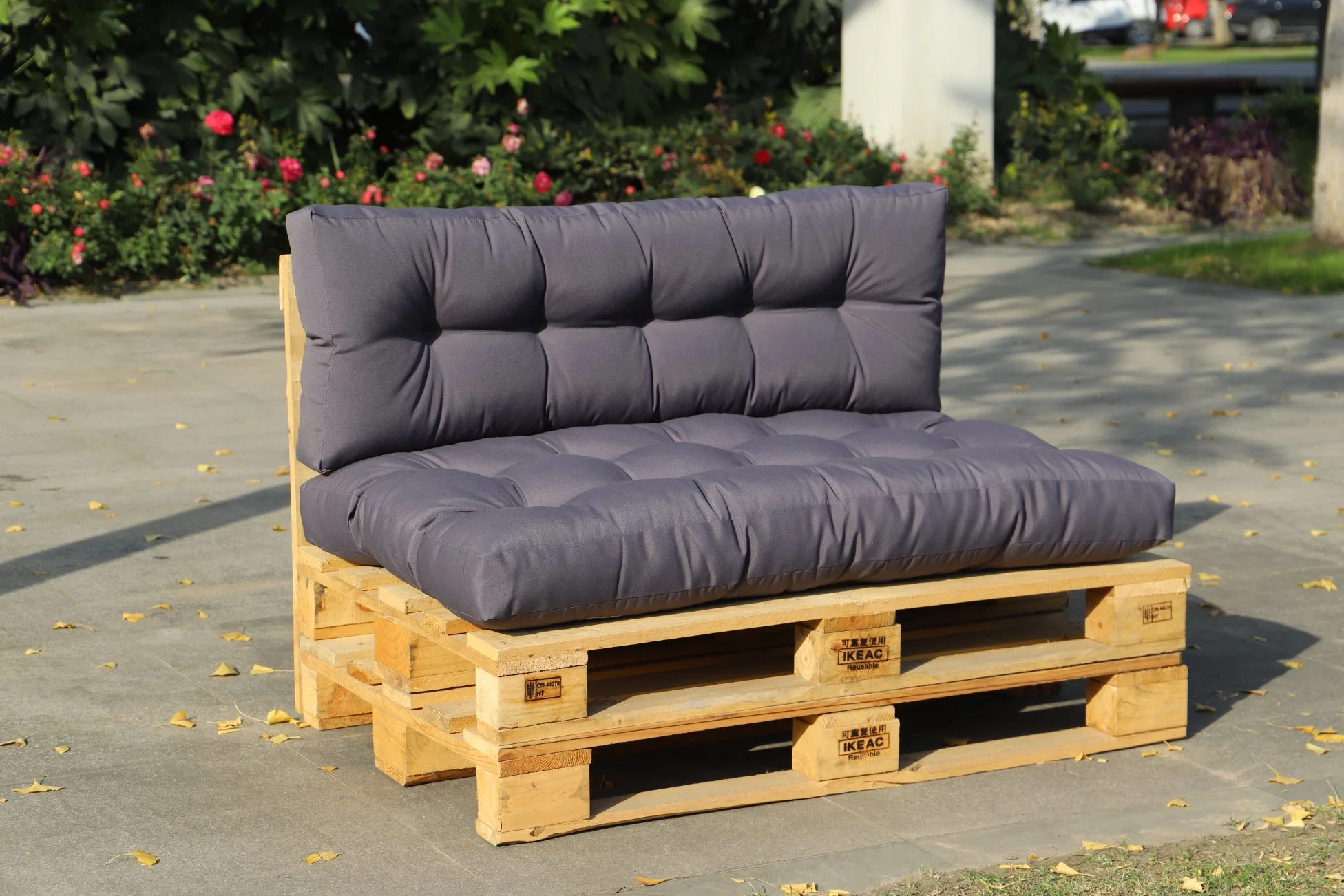 Cheap Custom Color Waterproof Outdoor Furniture Cushion Set for Wooden Pallet Furniture