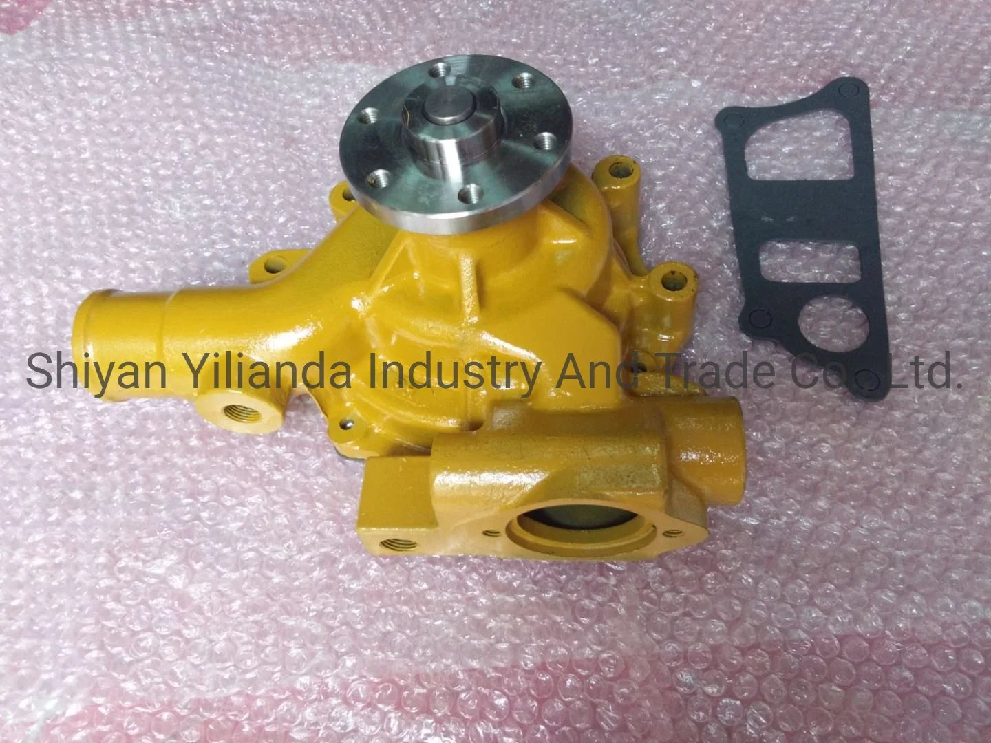 6206-61-1505 Construction Machinery Excavator Forklift Diesel Engine Parts for 69d95L 6D95 Water Pump Assy