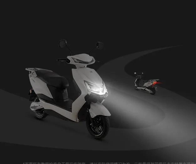 Moto scooter eléctrica deportiva para adultos 1200W Motor