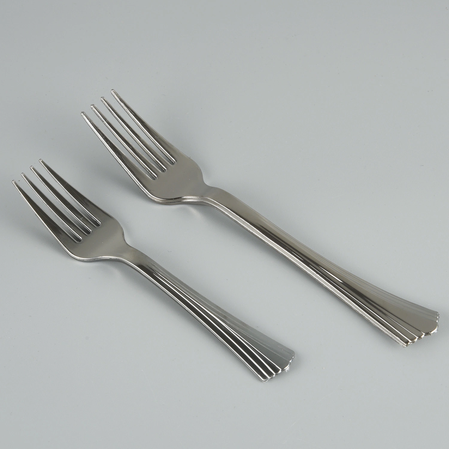 Wholesale/Supplier Silver Color Plastic Fork Knife Spoon Cutlery Set for Party Dinnerware