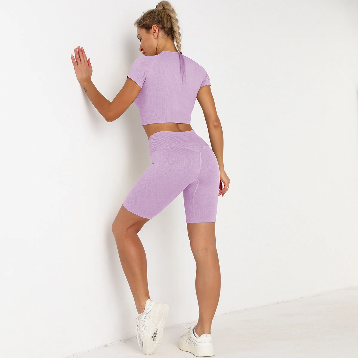 Women&prime; S Fitness 2 Piece Seamless High Waist Sports Shorts Crew Neck Short Sleeve Yoga Top Sportswear